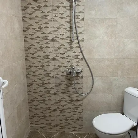 Apartment Uzunov-3 *